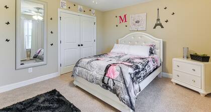 6 Mi to Medical District: Spacious Winterville Gem