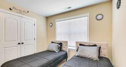 6 Mi to Medical District: Spacious Winterville Gem