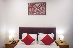 In-room safe, iron/ironing board, free WiFi - Hotel Paradise  (Pune)