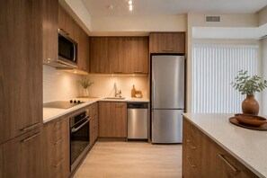 Standardzimmer | Eigene Küche | Kühlschrank, Mikrowelle, Ofen, Herdplatte