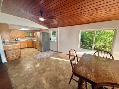 Woodland Retreat High Above the Mississippi River