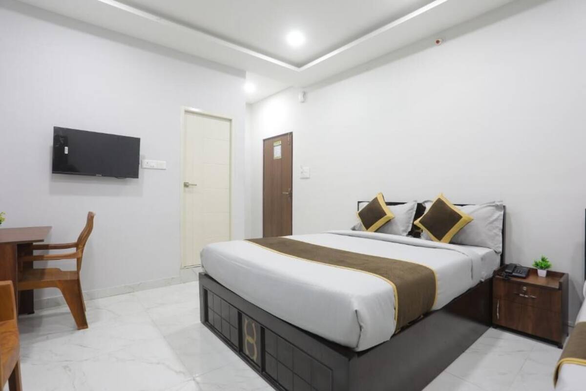 Deluxe Double Room | Free WiFi