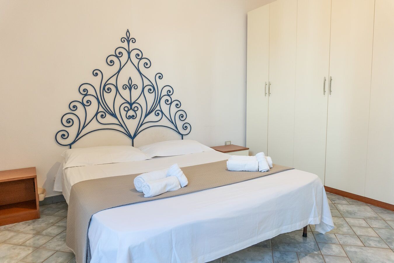 2 dormitorios, wifi gratis, ropa de cama