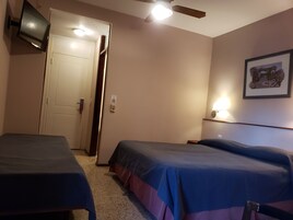 Caja de seguridad en la habitación