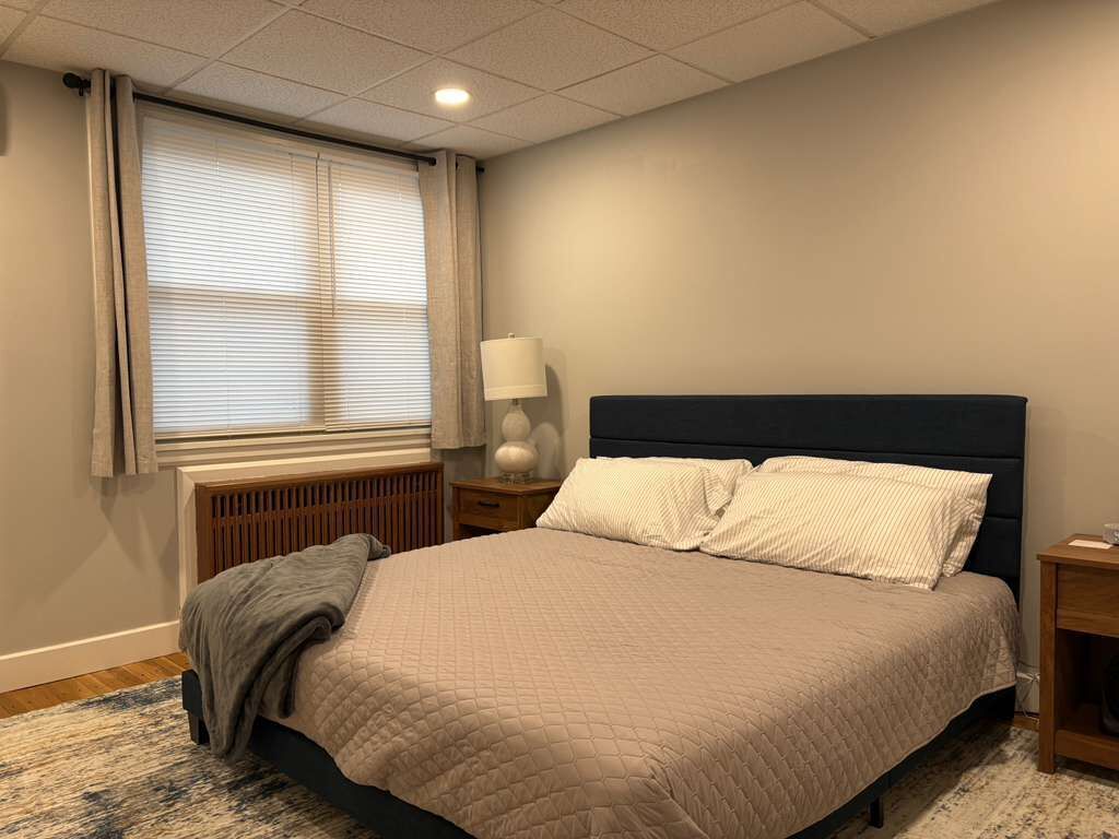 2 habitaciones, tabla de planchar con plancha y wifi 