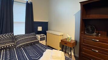 2 habitaciones, tabla de planchar con plancha y wifi