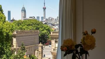 Panoramic Apartment, 3 Bedrooms, Balcony, City View | Interior