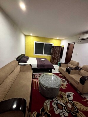 Executive Room | Interior