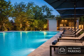 Seasonal outdoor pool