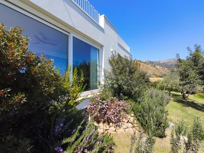 Villa Terias