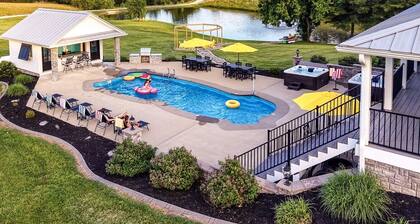 💙 BOURBON TRAIL on LAKE, HEATED POOL, GAME RM, PICKLEBALL, THEATRE, GOLF SIMULATOR!