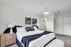 4 Schlafzimmer, Bügeleisen/Bügelbrett, kostenloses WLAN, Bettwäsche