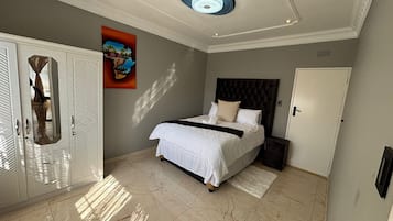 Quarto standard | Escrivaninha, cortinas blackout, quartos à prova de som
