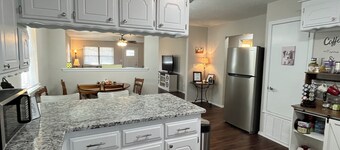 Home away Home. Rock Island Retreat, nice peaceful cozy 3BR/2BA with back patio