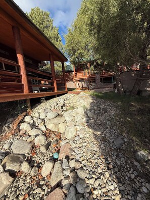 Property grounds - Unique Peaceful Cabin at Keyhole/Coffee/Pool/Deck (Pine Haven)