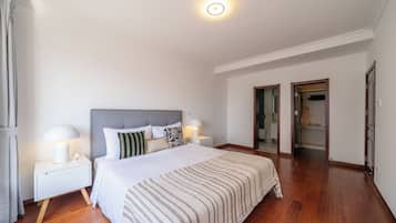 Family Apartment, 3 Bedrooms, Kitchen, City View