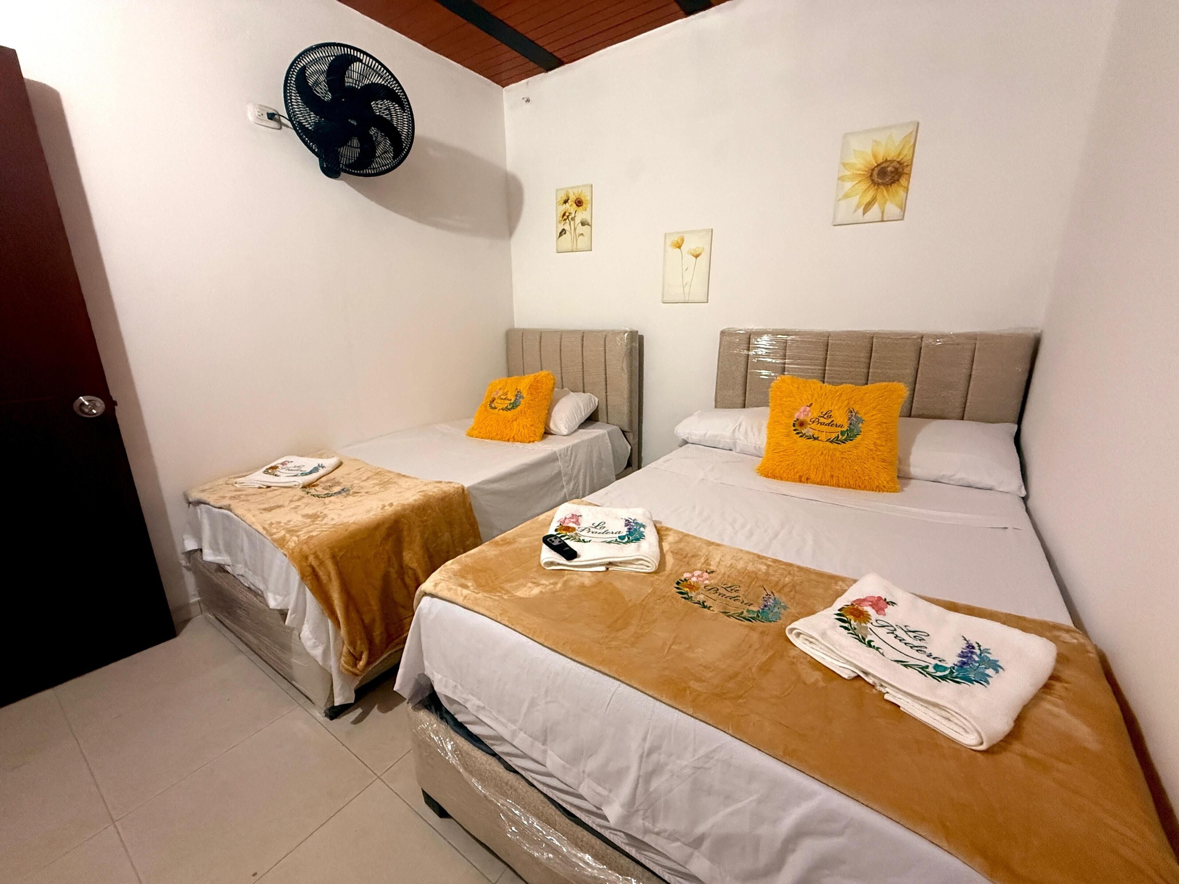 8 bedrooms, WiFi, bed sheets