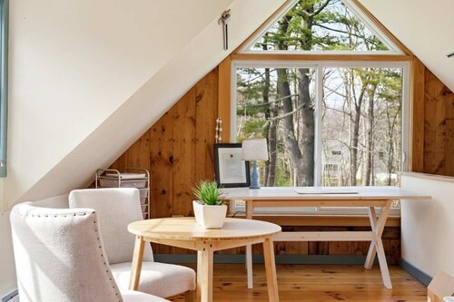 Porch & Porpoise Cozy Retreat
