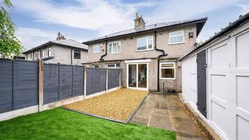 Esterni