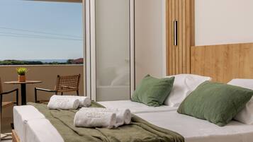 Superior Room, Garden View | In-room safe, desk, blackout curtains, iron/ironing board
