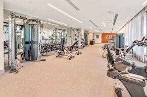 Fitness facility - P1701B - West Views Studio with Pool & Gym in Doral (Doral)