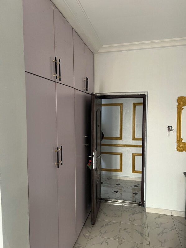 Interior - Stunning modern room at Otijoe premier hotel 2 (Alingbu)