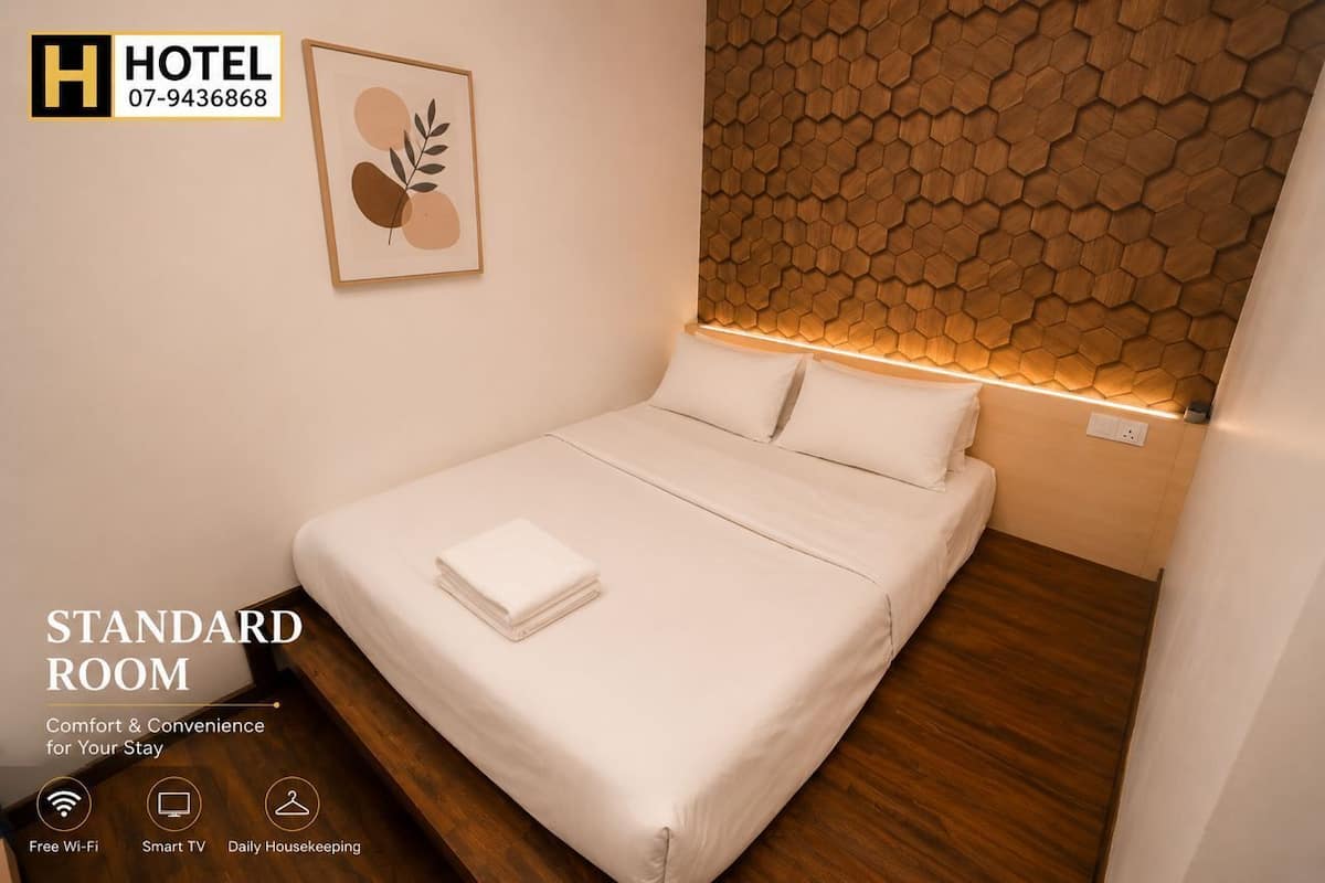 Standard Room | Iron/ironing board, free WiFi, bed sheets