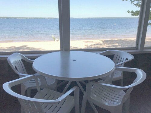 Sebago Lake Private Beach Front Classic Cabin