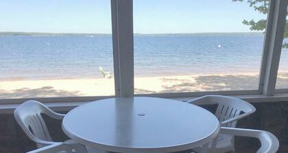 Sebago Lake Private Beach Front Classic Cabin