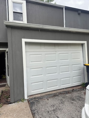 Exterior detail - 3-bedroom townhome in beautiful Kansas City FIFA (Kansas City)