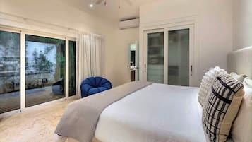 4 habitaciones, tabla de planchar con plancha, wifi y ropa de cama