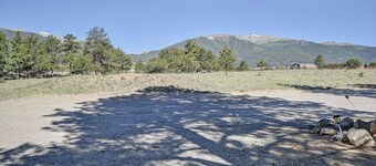 GM Bear's Den | Secluded, Pet-Friendly Getaway