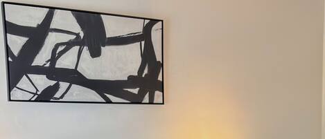 1 bedroom, iron/ironing board, WiFi (free), bed sheets