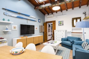 Interior - La Casetta Azzurra (Aci Castello)