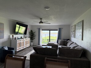 Smart TV - Waterfront Flagler Beach Retreat I 2 King Beds I 2 Full Baths I Kayaks (Flagler Beach)