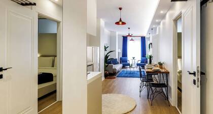 5 min Walk to Taksim Square & Galata Sleeps 6