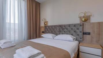 Acceso a internet y ropa de cama