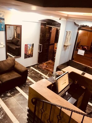 Lobby - HOTEL PROMISE (ISTANBUL)