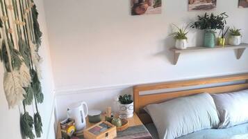 Room, 2 Bedrooms | 2 bedrooms