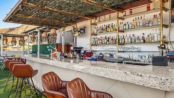 Bar (in der Unterkunft)