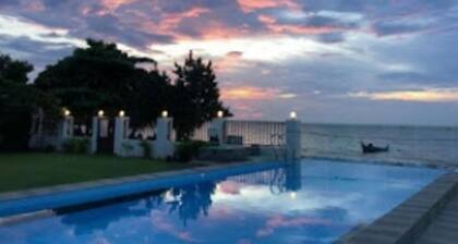 Cozzy SeaView Beach Resort Jepara