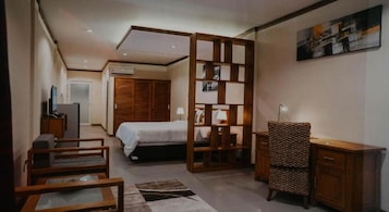 Apartment, Sea View | Free wired internet