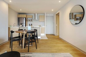 Dining - w* | Upscale 1BR w/ AC in the Heart of Roma Sur (Ciudad de México)