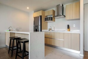 Coffee/tea maker, fridge, microwave, stovetop - w* | Charming 1BR w/ AC in the Heart of Roma Sur (Ciudad de México)