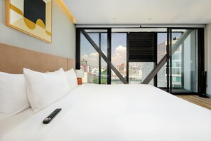 Iron/ironing board, WiFi, bed sheets - w* | Stunning 1BR w/ AC in the Heart of Roma Sur (Ciudad de México)