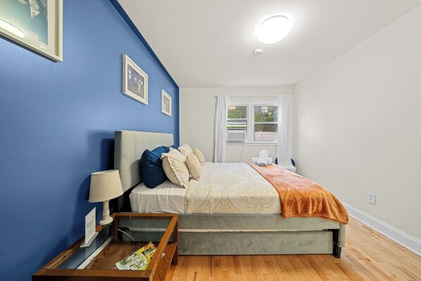 Desk, iron/ironing board, free WiFi, bed sheets - Cozy Oasis I FIFA World Cup I Metlife I NYC (Jersey City)
