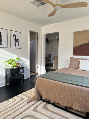1 chambre, fer et planche à repasser, Wi-Fi, draps fournis