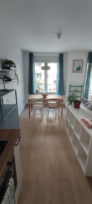 Interior - Peaceful 1-bedroom apartment with AC in wonderful Beograd (Beograd)