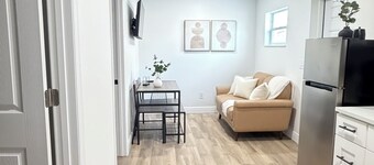Cozy apartment in Brandon•Private Entry