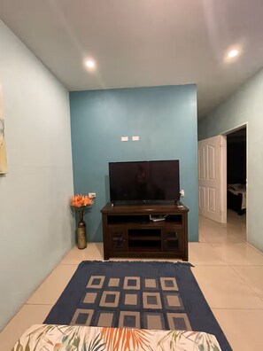 Interior - Bright apartment in serene St Helena with cool AC breeze (St Helena)